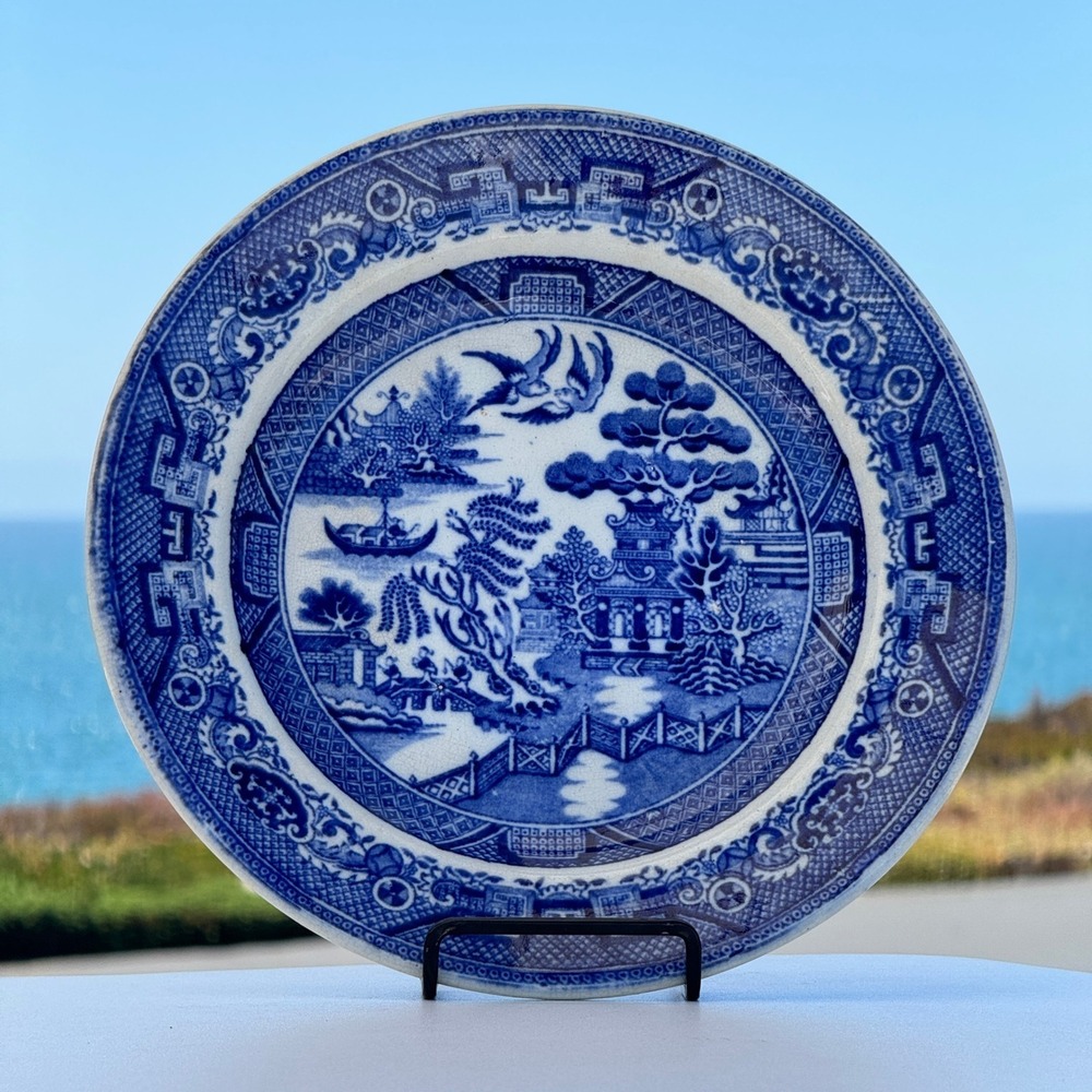 Adams Crown Semi-Porcelain Blue Willow Plate Antique Delft Flow Blue 9.5 England